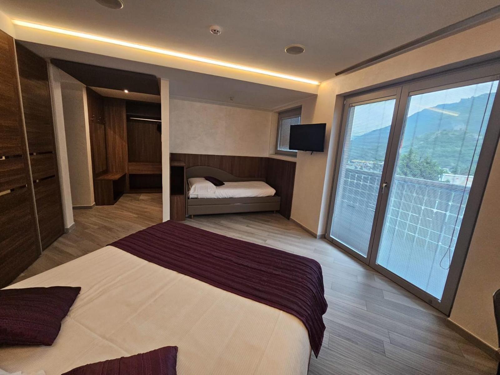 Mito Hotel Chatillon Exterior photo