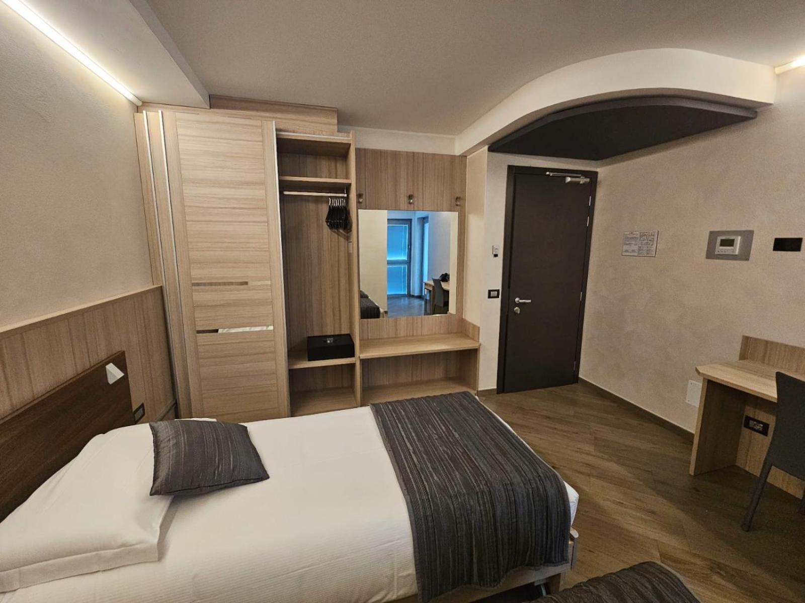 Mito Hotel Chatillon Exterior photo